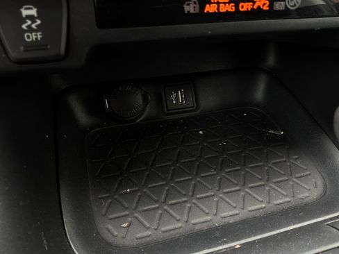 Used 2024 Toyota RAV4 XLE Premium FWD image 26
