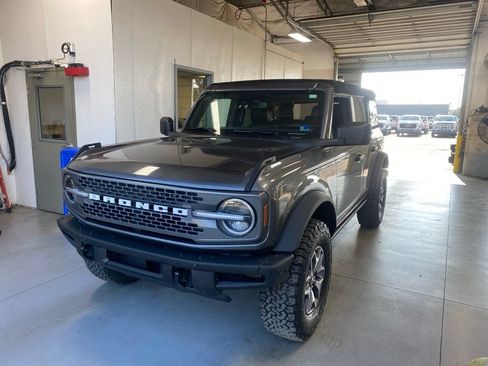 Used 2024 Ford Bronco Badlands AWD/4WD image 2