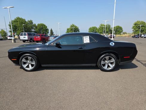 Used 2015 Dodge Challenger SXT w/ Sound Group RWD image 11