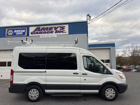 Used 2019 Ford Transit 150 XLT image 7