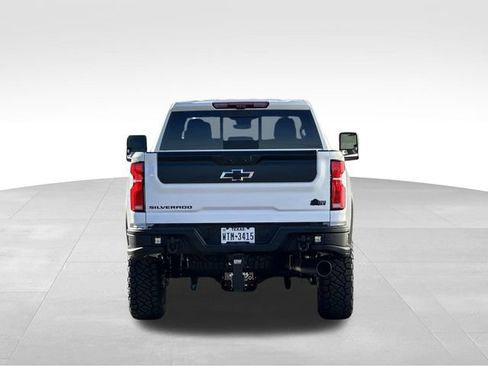 Certified 2025 Chevrolet Silverado 2500 ZR2 w/ ZR2 Bison Edition AWD/4WD image 9