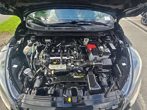 Used 2023 Nissan Kicks SR w/ SR Premium Package FWD image 39