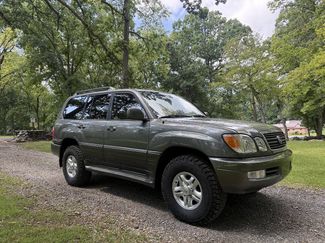Used 2002 Lexus LX 470 4WD video 1