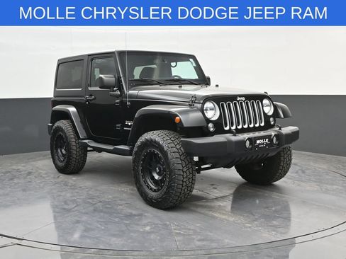 Used 2016 Jeep Wrangler Sahara w/ Connectivity Group image 1