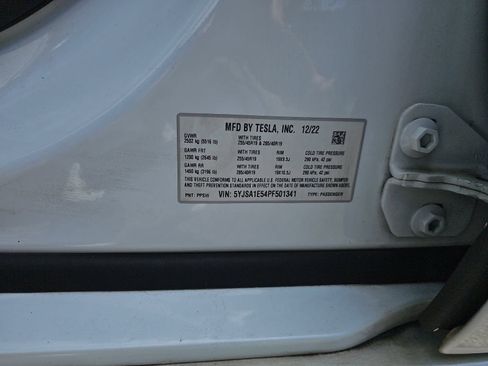 Used 2023 Tesla Model S Standard Range AWD/4WD image 31