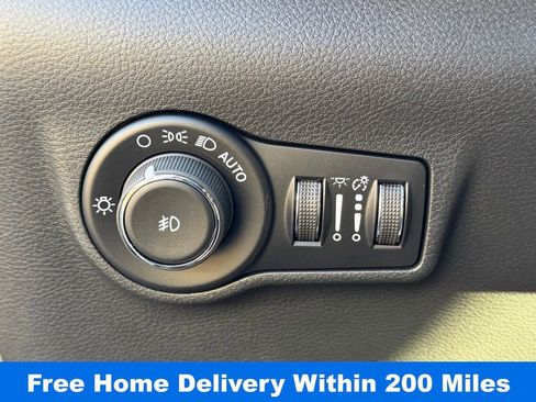 New 2026 Jeep Compass Limited w/ Sun, Sound & Navigation Group image 20