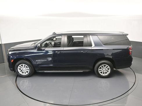 Used 2024 Chevrolet Suburban LT AWD/4WD image 50