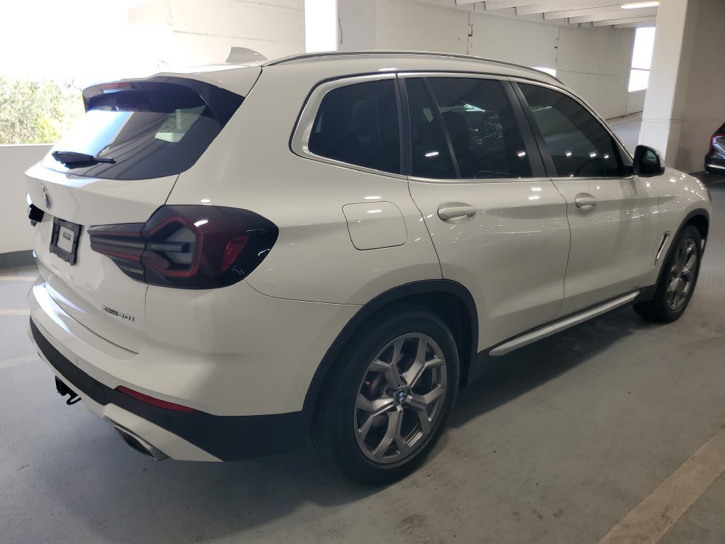 Certified 2022 BMW X3 xDrive30i w/ Premium Package 2 AWD/4WD image 3