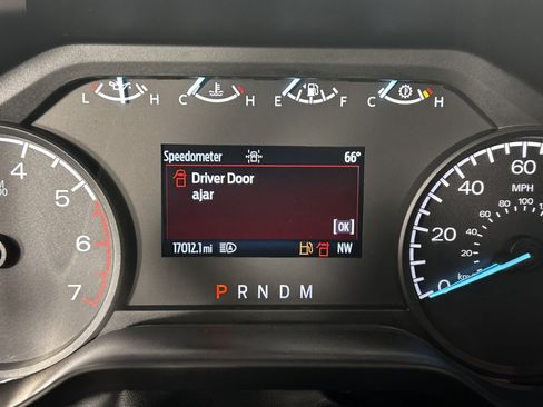 Used 2025 Ford F350 XLT w/ Tremor Off-Road Package AWD/4WD image 17
