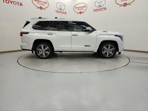 Used 2024 Toyota Sequoia Capstone image 3