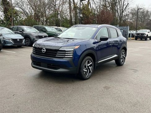 New 2026 Nissan Kicks SV image 9