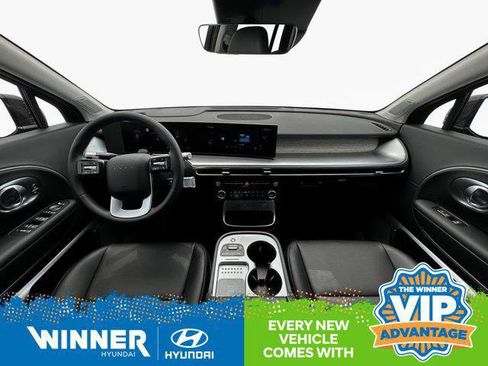 New 2026 Hyundai Ioniq 9 Limited image 14