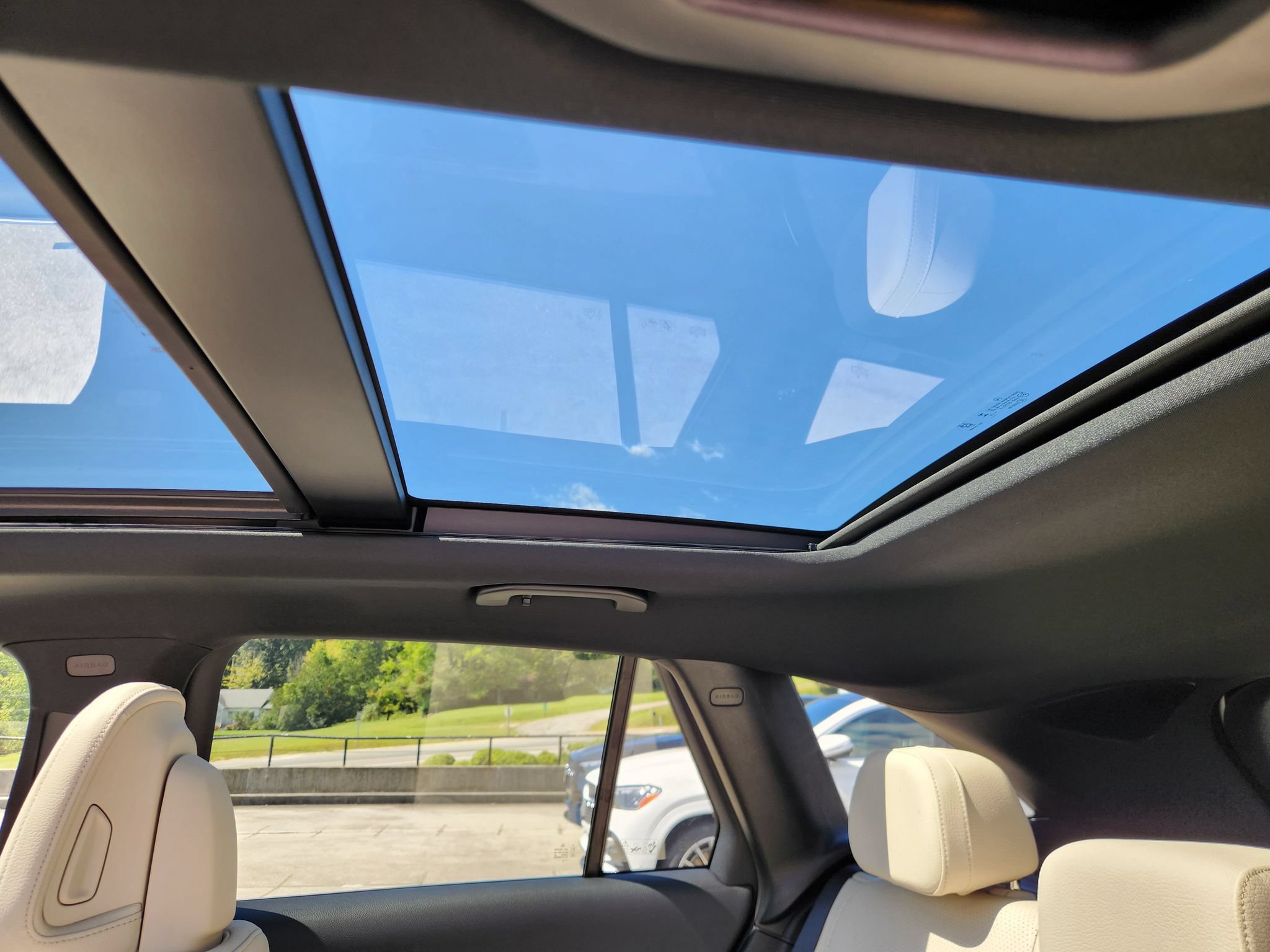 New 2027 Mercedes-Benz GLC 300 4MATIC image 14
