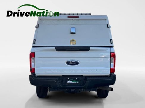 Used 2017 Ford F250 XL w/ Power Equipment Group image 6