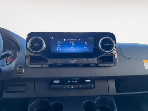New 2026 Mercedes-Benz Sprinter 2500 image 11