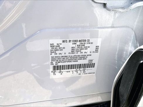 Used 2019 Ford Edge ST w/ Equipment Group 401A AWD/4WD image 30
