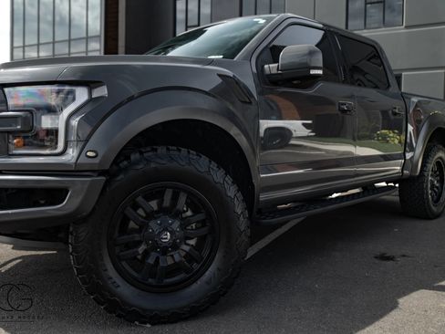 Used 2018 Ford F150 Raptor w/ Equipment Group 802A Luxury AWD/4WD image 5