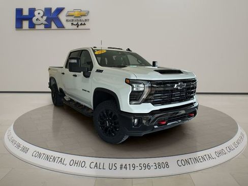 New 2026 Chevrolet Silverado 2500 LT w/ Trail Boss Package AWD/4WD image 1