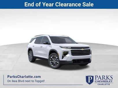 New 2025 Chevrolet Traverse LT w/ Sun and Wheel Package