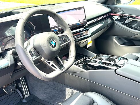 New 2027 BMW 530i w/ M Sport Package RWD image 9