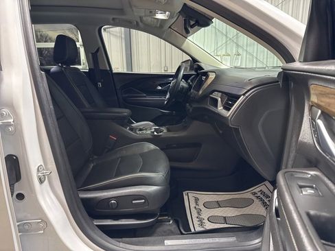 Used 2019 GMC Terrain Denali w/ Advanced Safety Package image 27