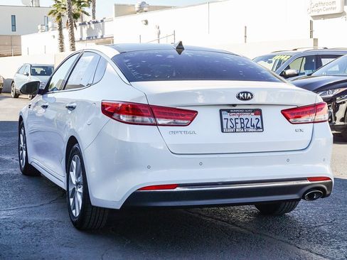 Used 2016 Kia Optima EX w/ Premium Package image 5
