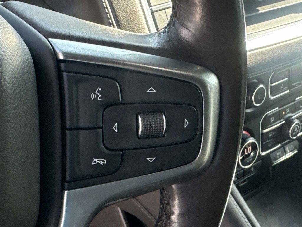 Used 2022 Chevrolet Tahoe LT w/ Luxury Package RWD image 25
