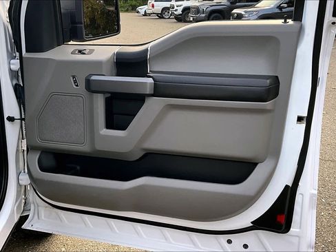 Used 2019 Ford F150 XLT w/ Max Trailer Tow Package image 22