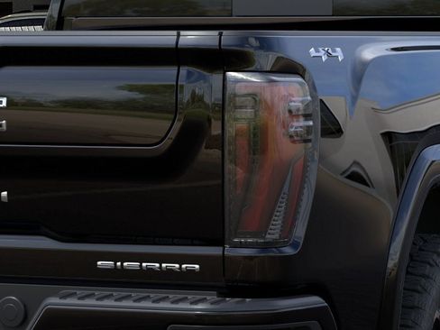 New 2026 GMC Sierra 2500 Denali Ultimate w/ LPO, Black Badging Package AWD/4WD image 11