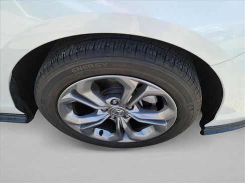 Used 2024 Honda Accord EX image 10