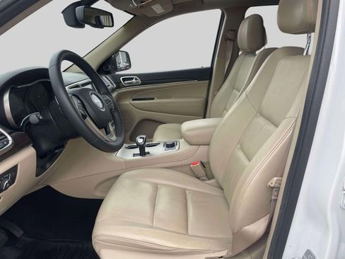 Used 2014 Jeep Grand Cherokee Limited AWD/4WD image 14
