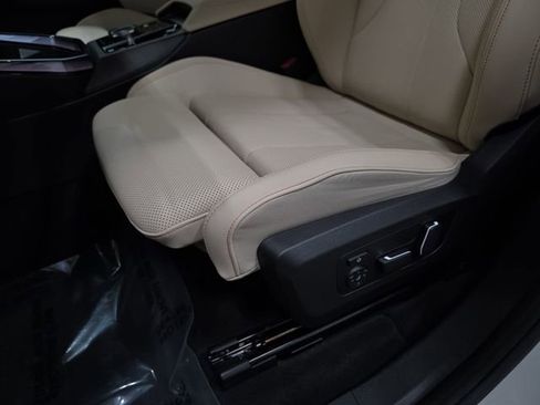 Certified 2025 BMW X3 xDrive30i w/ Convenience Package image 24