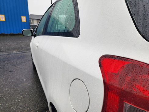 Used 2008 Toyota Yaris 2-Door Hatchback image 29