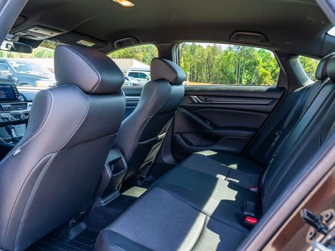 Used 2020 Honda Accord Sport image 17