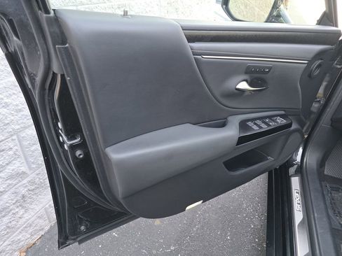 Used 2023 Lexus ES 350 w/ Accessory Package (Z1) FWD image 14