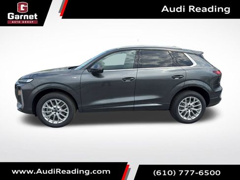New 2026 Audi Q3 quattro 2.0T AWD/4WD image 2