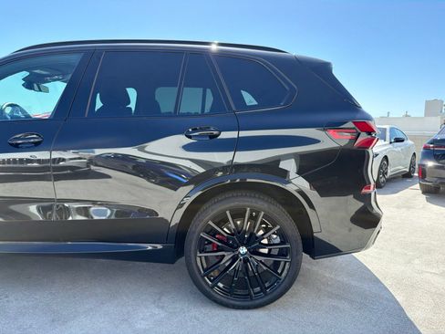 Used 2026 BMW X5 sDrive40i w/ M Sport Package RWD image 5
