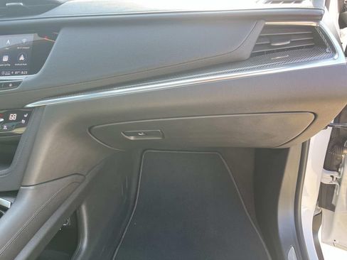 Used 2021 Cadillac XT5 Sportv w/ LPO, Floor Liner Package AWD/4WD image 27