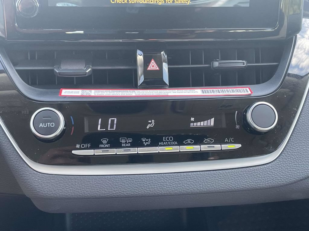 Used 2026 Toyota Corolla LE FWD image 28