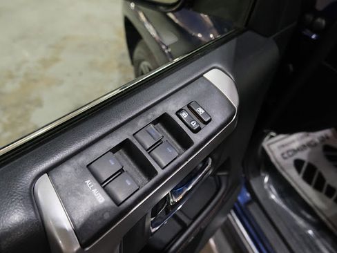 Used 2019 Toyota 4Runner Limited image 18