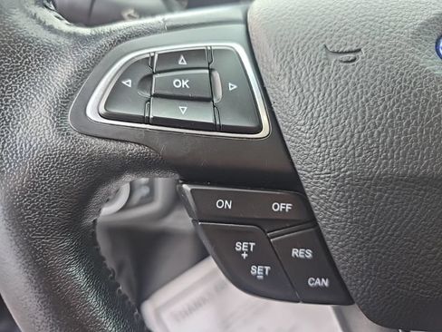 Used 2018 Ford Escape SEL FWD image 12