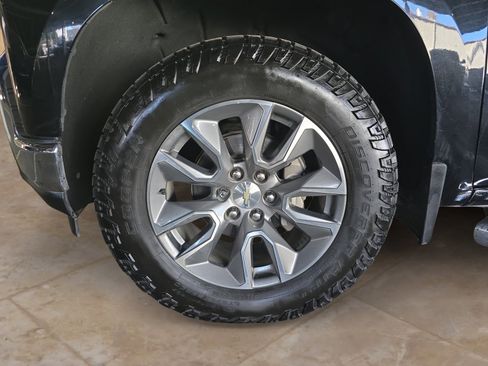 Used 2021 Chevrolet Silverado 1500 LT w/ Texas Edition Plus image 24