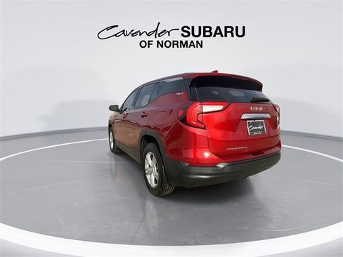 Used 2022 GMC Terrain SLE image 9