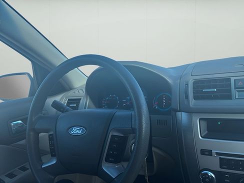 Used 2011 Ford Fusion SE FWD image 27