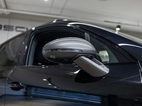 New 2026 Porsche Macan Turbo image 19