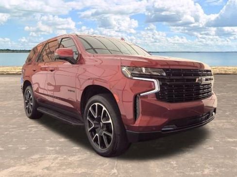 Used 2023 Chevrolet Tahoe RST w/ Luxury Package AWD/4WD image 2