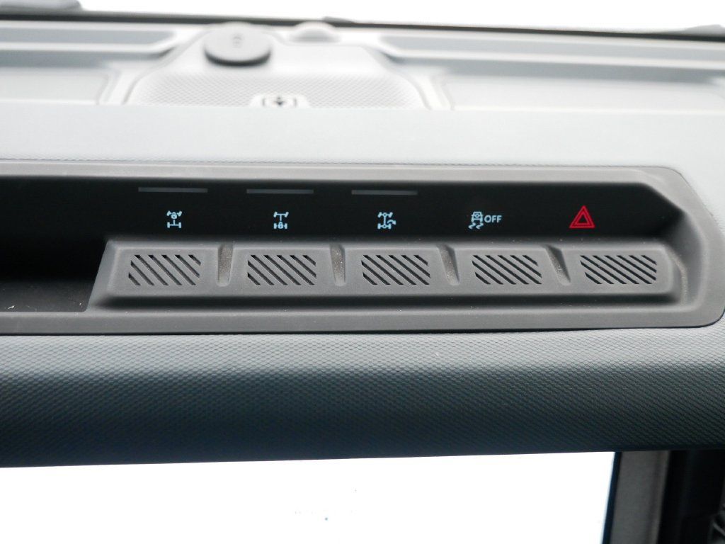 Used 2024 Ford Bronco Outer Banks w/ Sasquatch Package AWD/4WD image 19