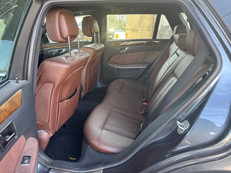 Used 2016 Mercedes-Benz E 350 4MATIC Wagon image 8