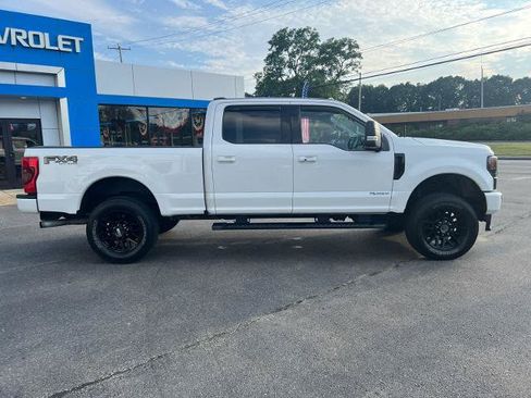 Used 2021 Ford F250 Lariat AWD/4WD image 4