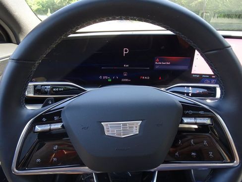 Certified 2024 Cadillac Lyriq Luxury w/ LPO, Floor Liner Package AWD/4WD image 19